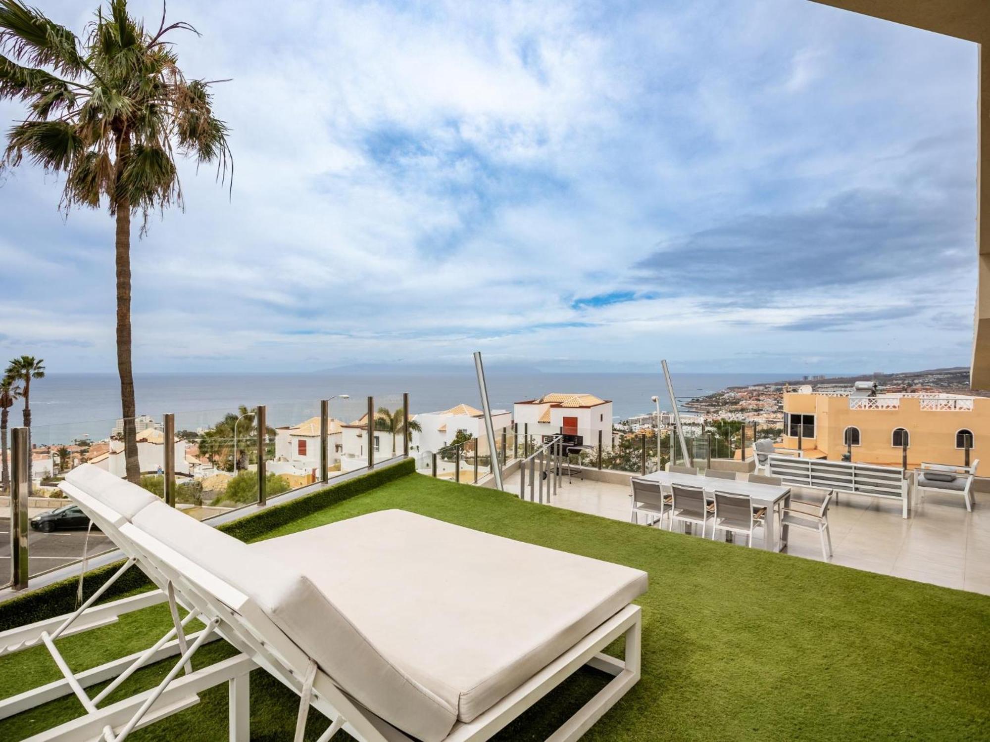 Villa Olbia Charming Dreamview With Jacuzzi Costa Adeje  Exterior photo
